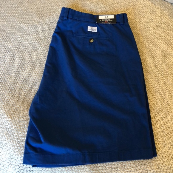 Vineyard Vines Breaker Shorts - Picture 4 of 7